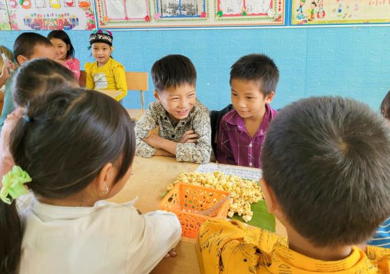 Ảnh của Những nỗ lực thầm lặng nâng bước học sinh dân tộc thiểu số vùng khó